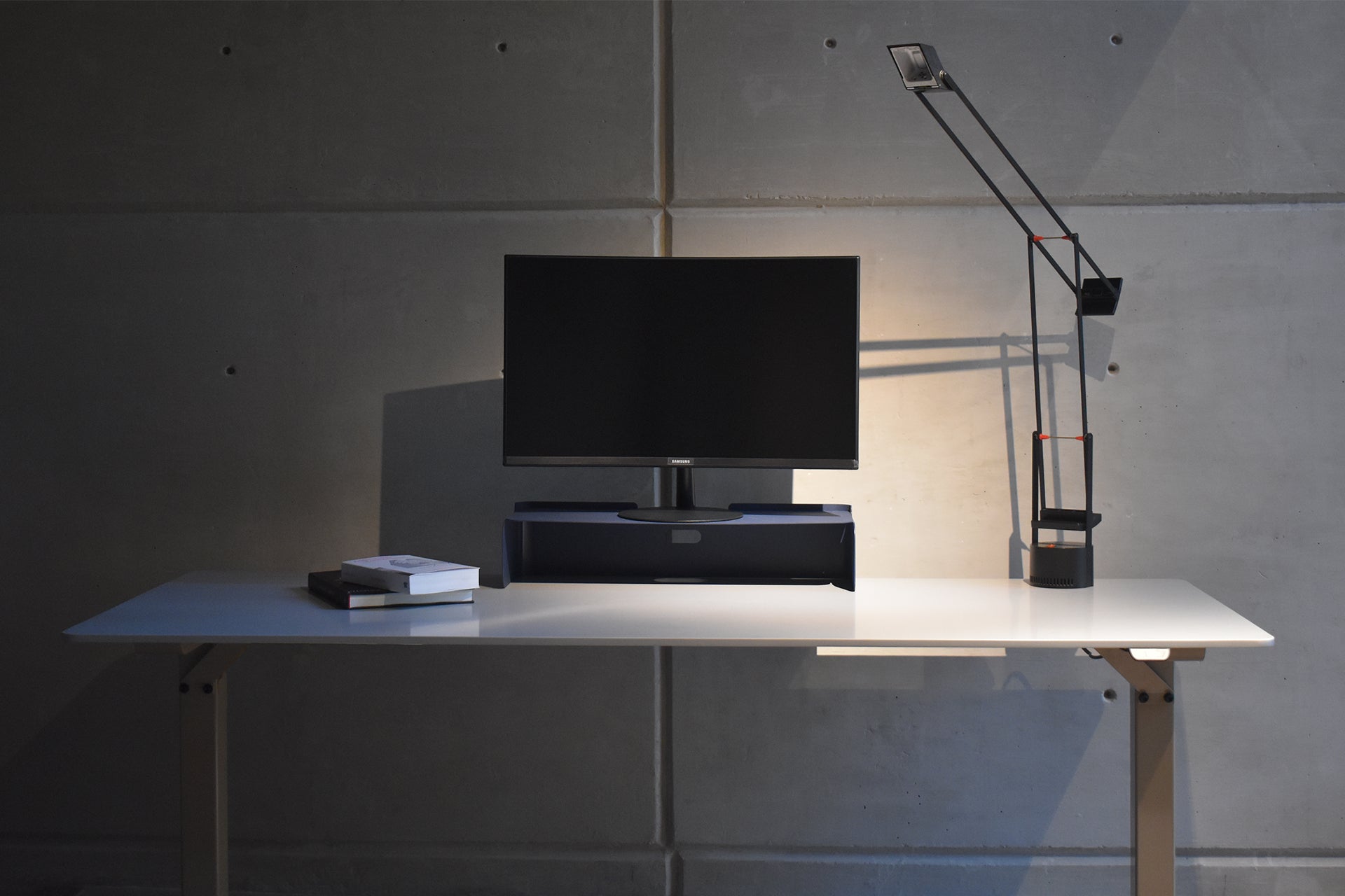 Base para monitor AC-B01 – EUCLID SMART ELEMENTS